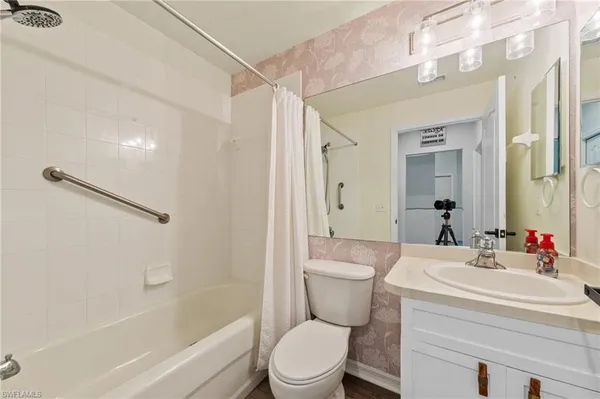 $2,100 | 21330 Lancaster Run, Unit 1228, Estero, FL 33928