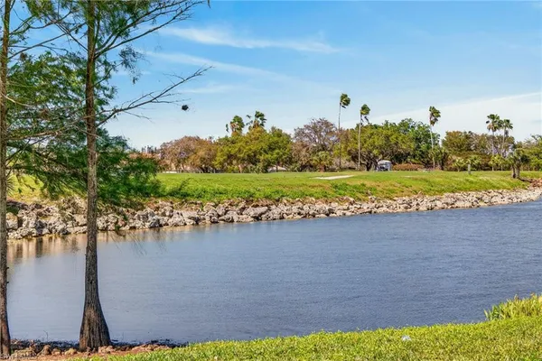 $2,100 | 21330 Lancaster Run, Unit 1228, Estero, FL 33928