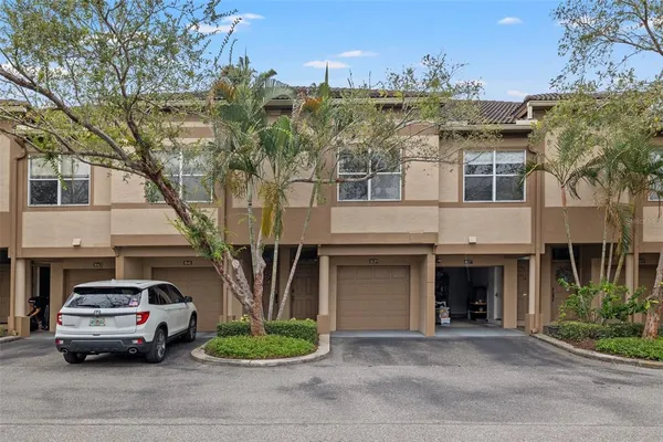 $2,550 | 1039 Normandy Trace Road, Unit 1039, Tampa, FL 33602