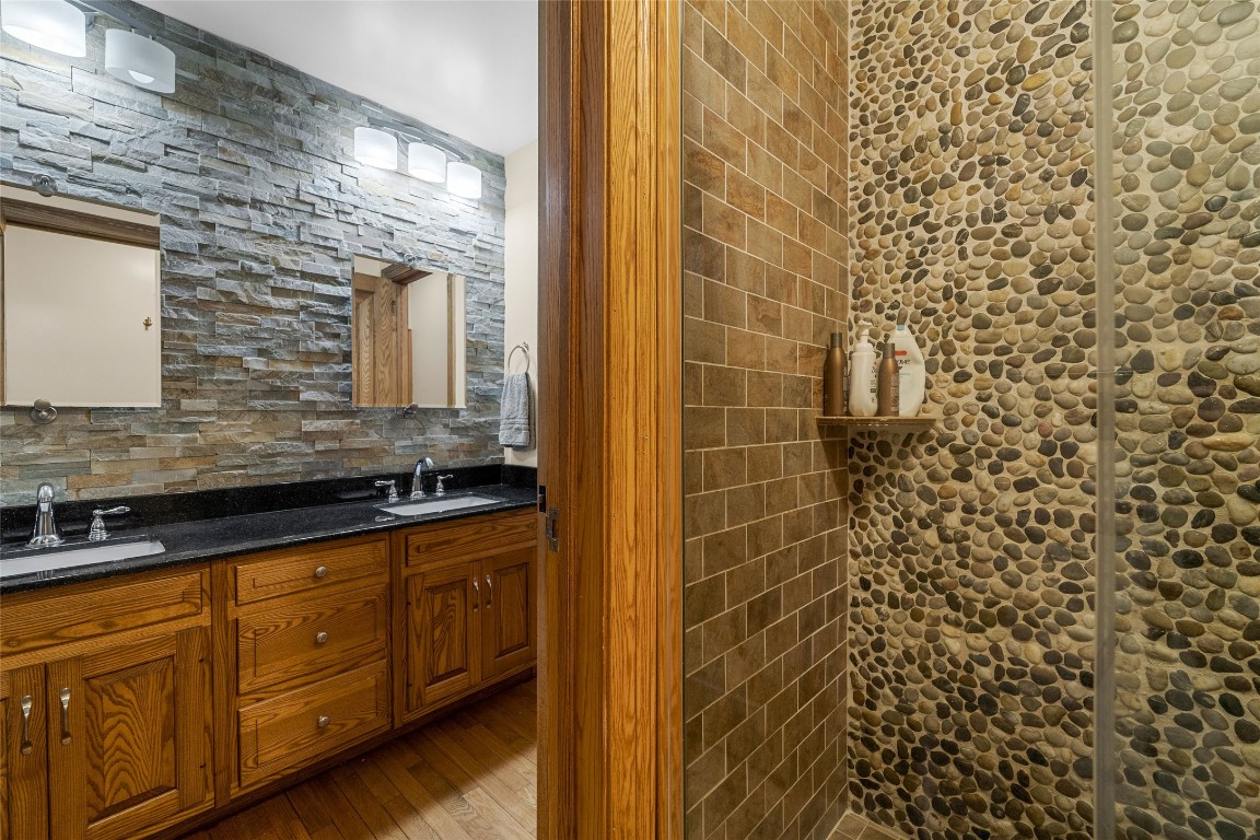 83 Noyes Road Vestal, NY 13850 - Photo 34 of 47 Gallery Image 34