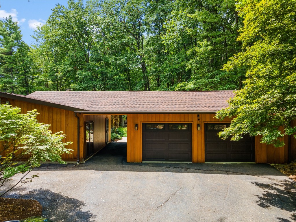 83 Noyes Road Vestal, NY 13850 - Photo 40 of 47 Gallery Image 40