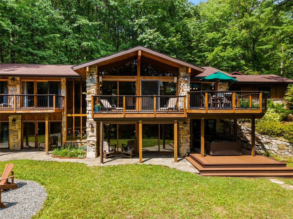 83 Noyes Road Vestal, NY 13850 - Photo 46 of 47 Gallery Image 46