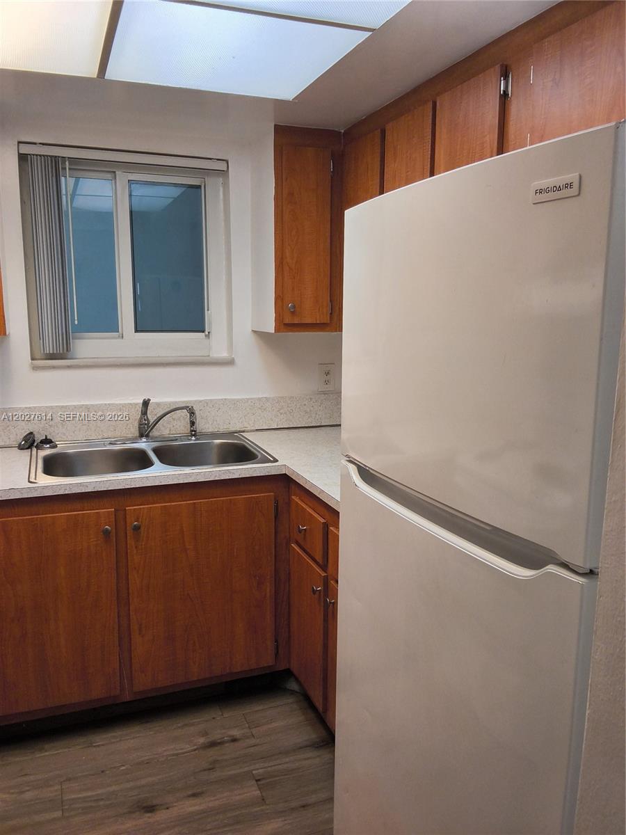 7041 Pembroke Road, Unit 2 Pembroke Pines, FL 33023 - Photo 16 of 18