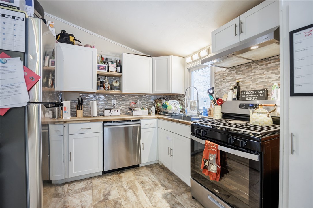 4129 Hosey Road Manchester, NY 14522 - Photo 15 of 31