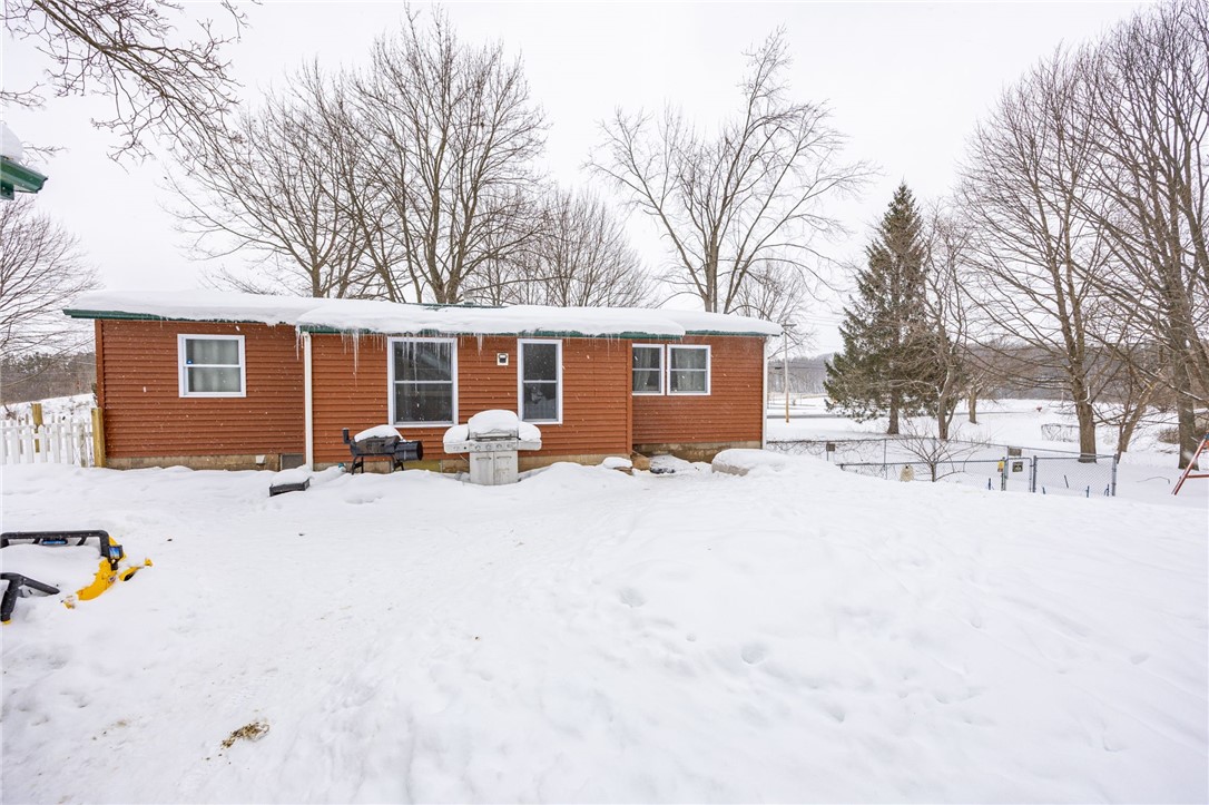 4129 Hosey Road Manchester, NY 14522 - Photo 6 of 31