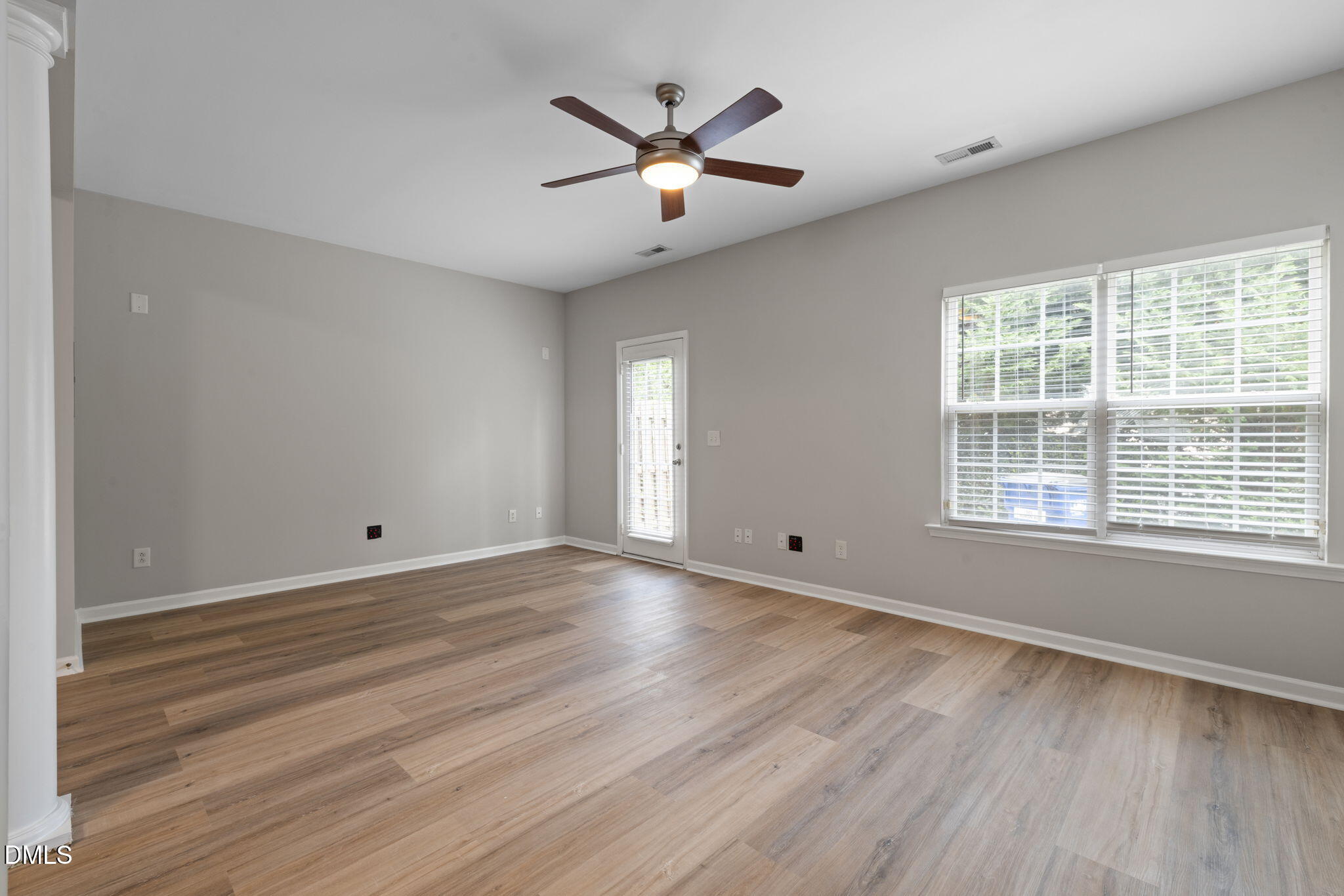 505 Huron Road Raleigh, NC 27610 - Photo 8 of 21 Living2