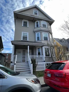 $3,400 | 20 Kenton Road, Unit 3, Boston, MA 02130