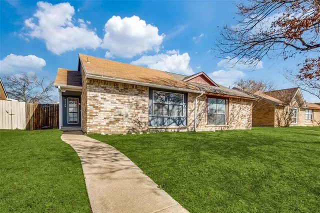 $1,900 | 4448 Chapman Street, The Colony, TX 75056