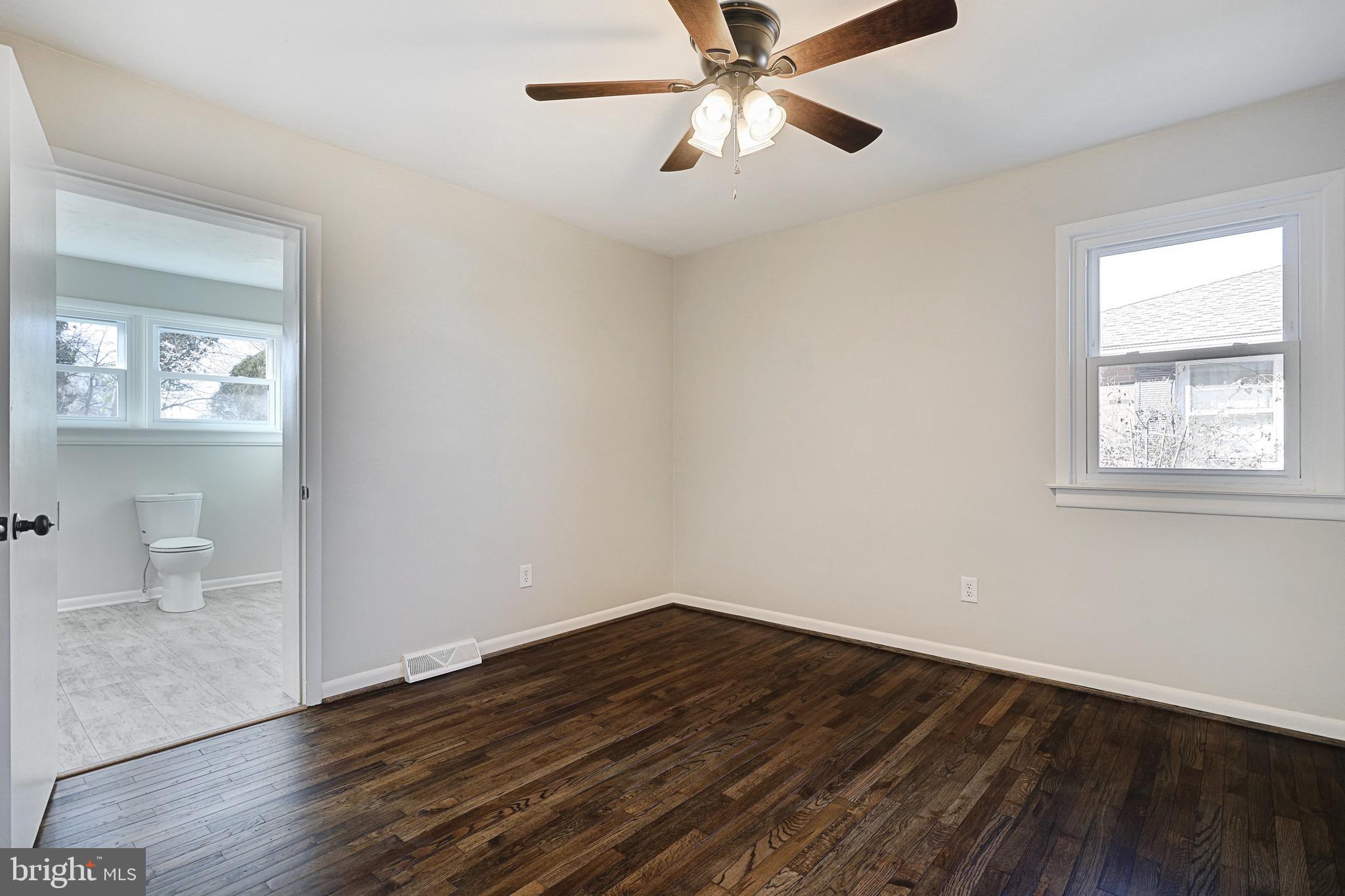 2224 Teslin Road York, PA 17404 - Photo 19 of 34