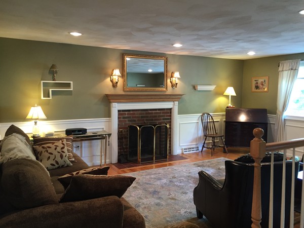 11 Diane Road Peabody, MA 01960 - Photo 5 of 29 Gallery Image 5