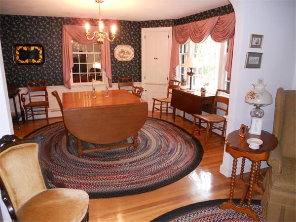 7 Norris Road Lynnfield, MA 01940 - Photo 19 of 27 Gallery Image 19