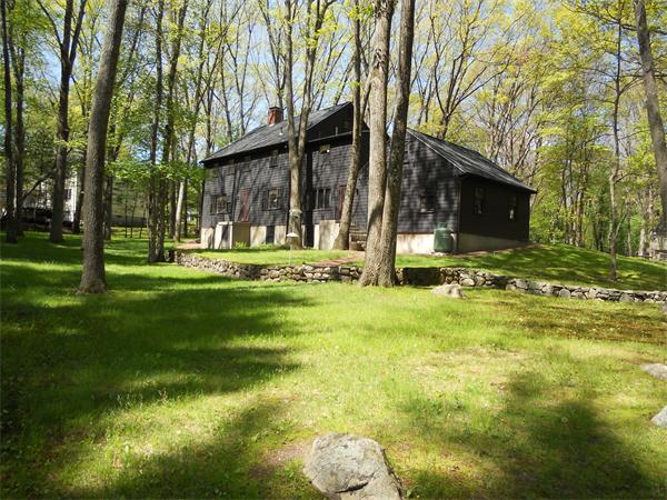 7 Norris Road Lynnfield, MA 01940 - Photo 8 of 27 Gallery Image 8