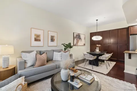 $969,000 | 2768 Villas Way, San Diego, CA 92108