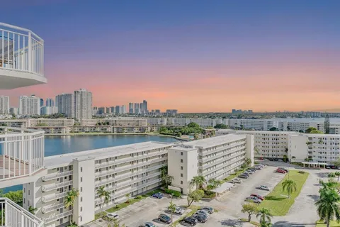 $235,000 | 18031 Biscayne Boulevard, Unit 1104, Aventura, FL 33160