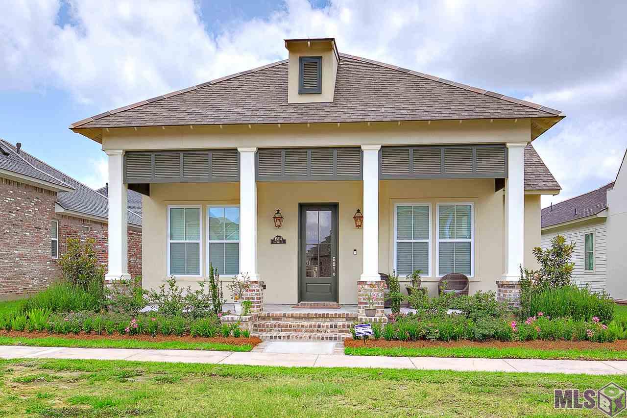 15514 Columbia Street Baton Rouge, LA 70817 - Photo 2 of 46 Front View - Landscaped to perfection