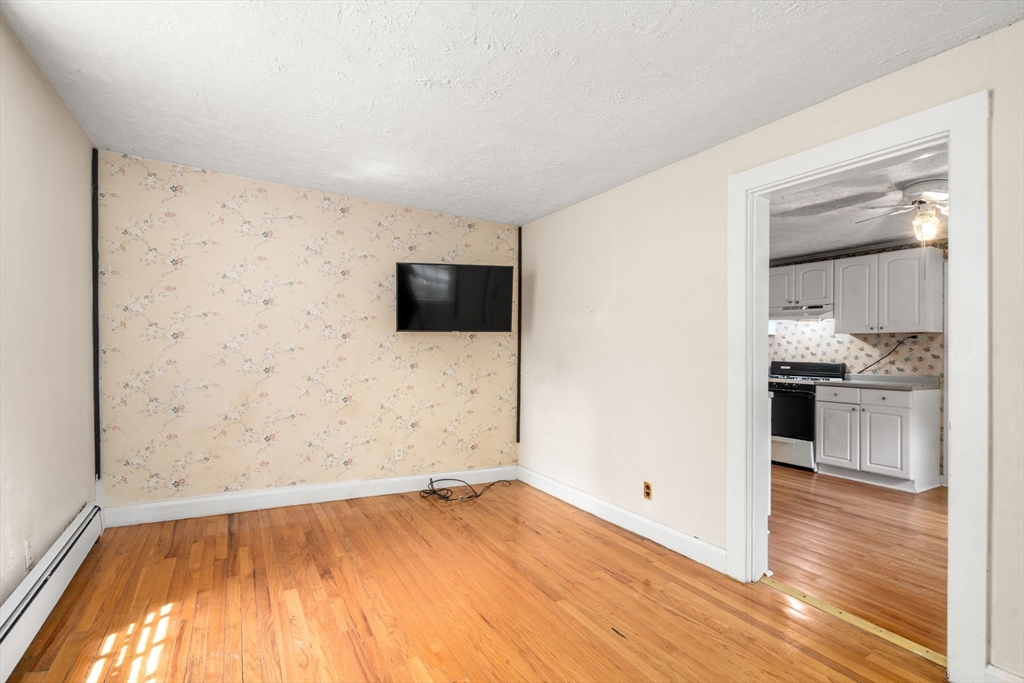40 Fairfield Street Maynard, MA 01754 - Photo 17 of 38