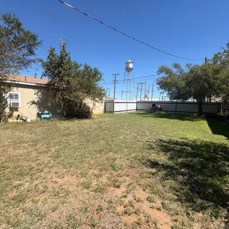 $120,000 | 1507 North 5th Street, Tahoka, TX 79373