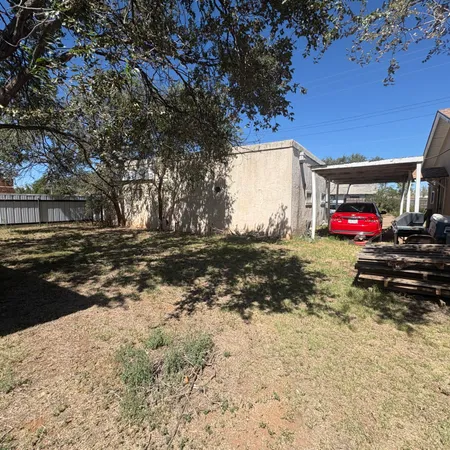 $120,000 | 1507 North 5th Street, Tahoka, TX 79373
