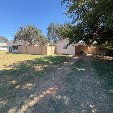 $120,000 | 1507 North 5th Street, Tahoka, TX 79373