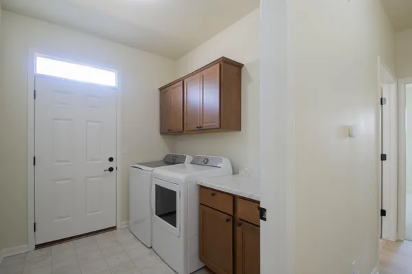 $349,900 | 613 Hunter Oaks Boulevard, Watertown, WI 53094