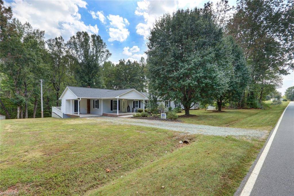 7821 Cherry Grove Road Reidsville, NC 27320 - Photo 3 of 21 Gallery Image 3