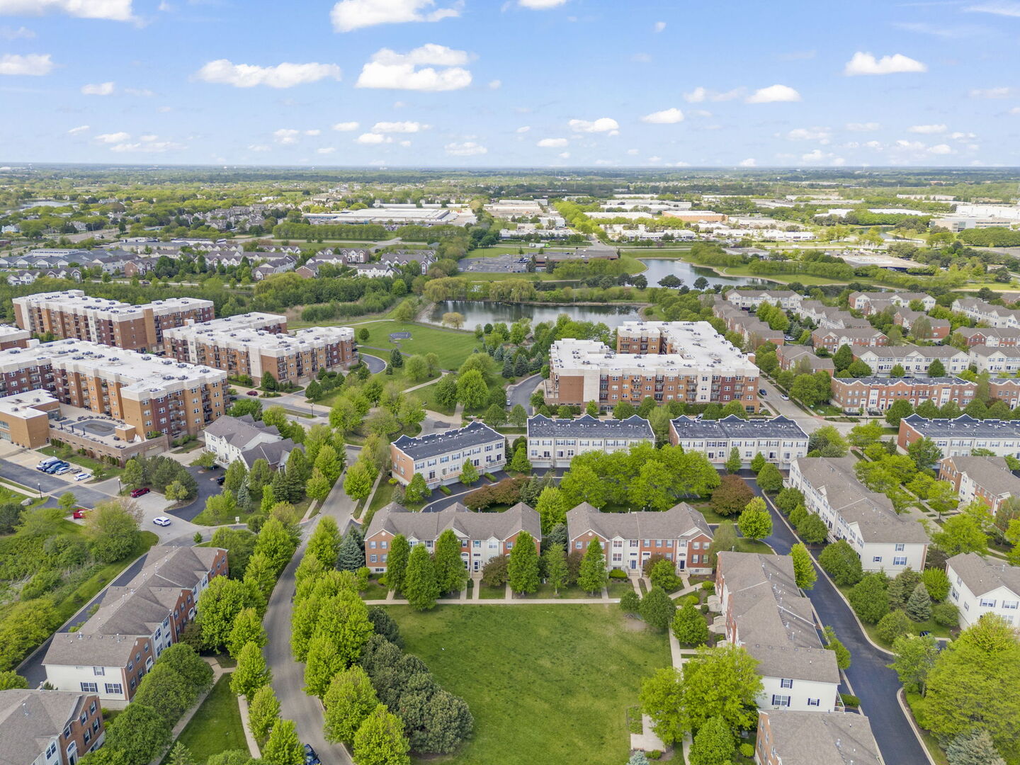 4216 Drexel Avenue Aurora, IL 60504 - Photo 36 of 48 a view of city and ocean