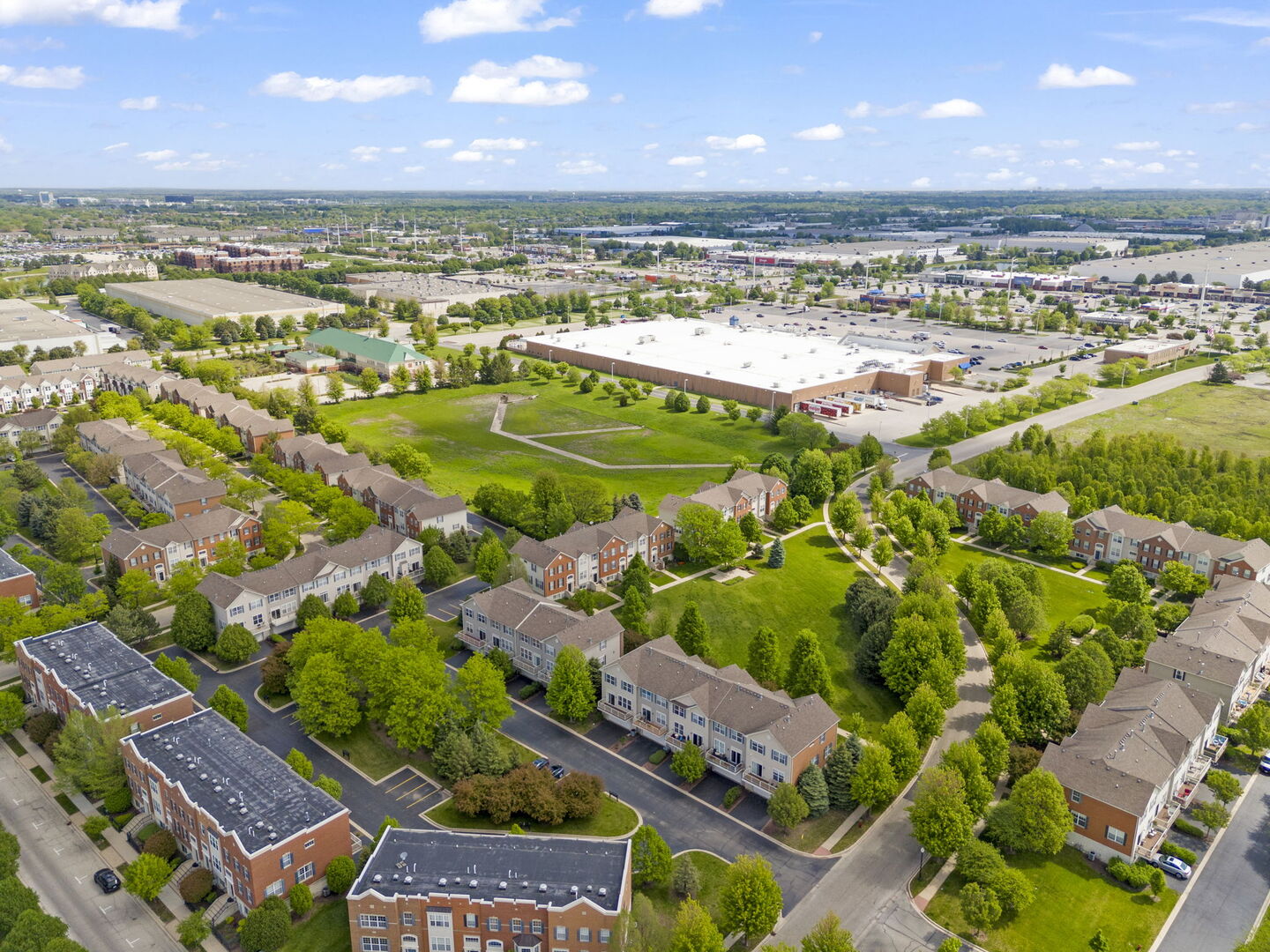 4216 Drexel Avenue Aurora, IL 60504 - Photo 41 of 48 a view of an ocean & building
