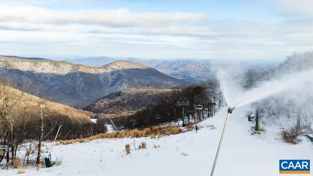 $425,000 | 1411 Highlands Condos, Roseland, VA 22967