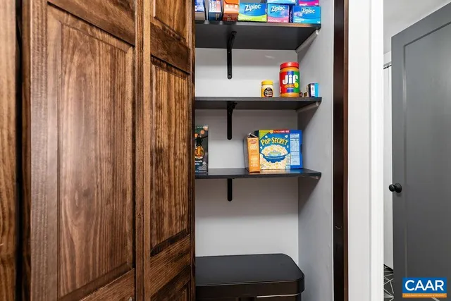 $425,000 | 1411 Highlands Condos, Roseland, VA 22967