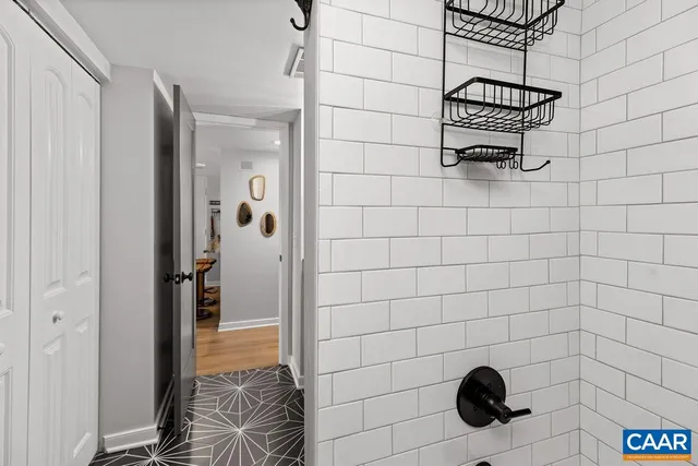 $425,000 | 1411 Highlands Condos, Roseland, VA 22967