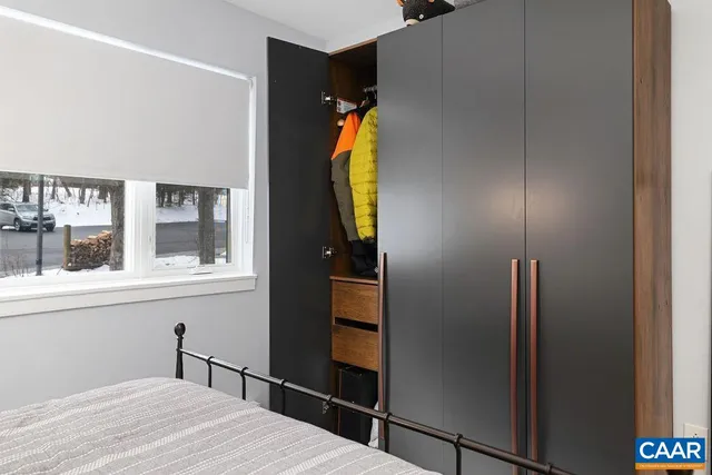 $425,000 | 1411 Highlands Condos, Roseland, VA 22967