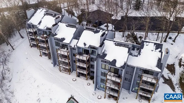 $425,000 | 1411 Highlands Condos, Roseland, VA 22967