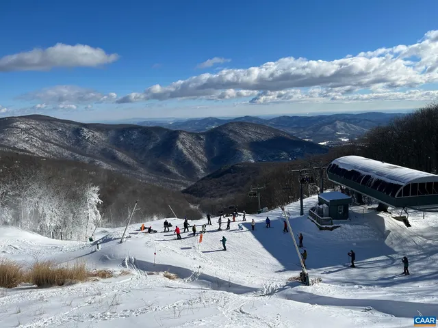 $425,000 | 1411 Highlands Condos, Roseland, VA 22967