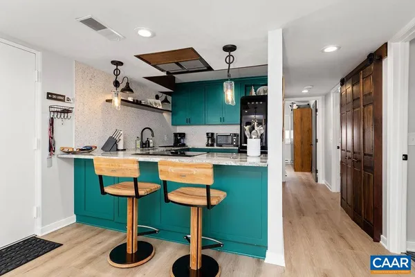 $415,000 | 1411 Highlands Condos, Roseland, VA 22967