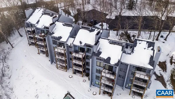 $415,000 | 1411 Highlands Condos, Roseland, VA 22967