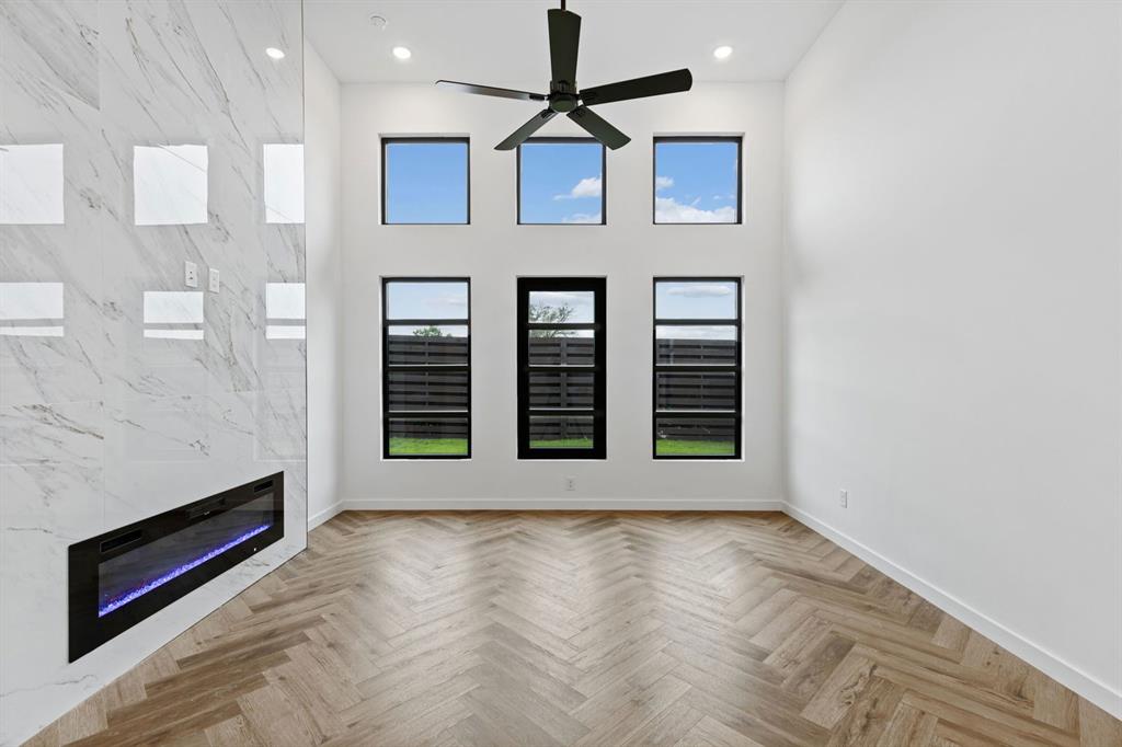 3603 Sky Rdg Lane Melissa, TX 75454 - Photo 14 of 25 Lots of light