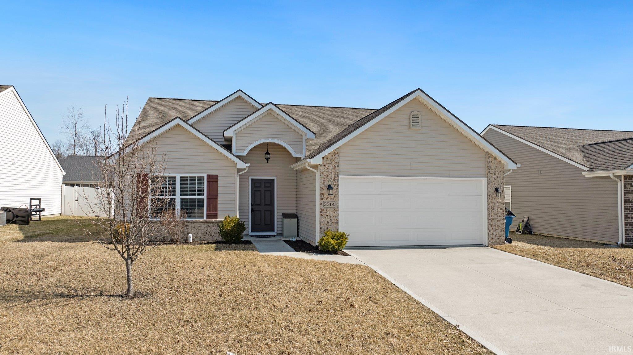 2214 Blue Spring Run Fort Wayne, IN 46808 - Photo 1 of 29 Gallery Image 1