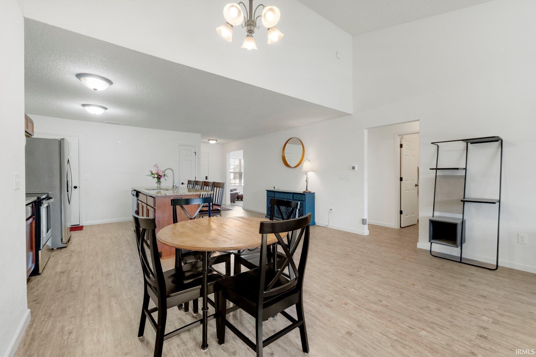 2214 Blue Spring Run Fort Wayne, IN 46808 - Photo 11 of 29 Gallery Image 11