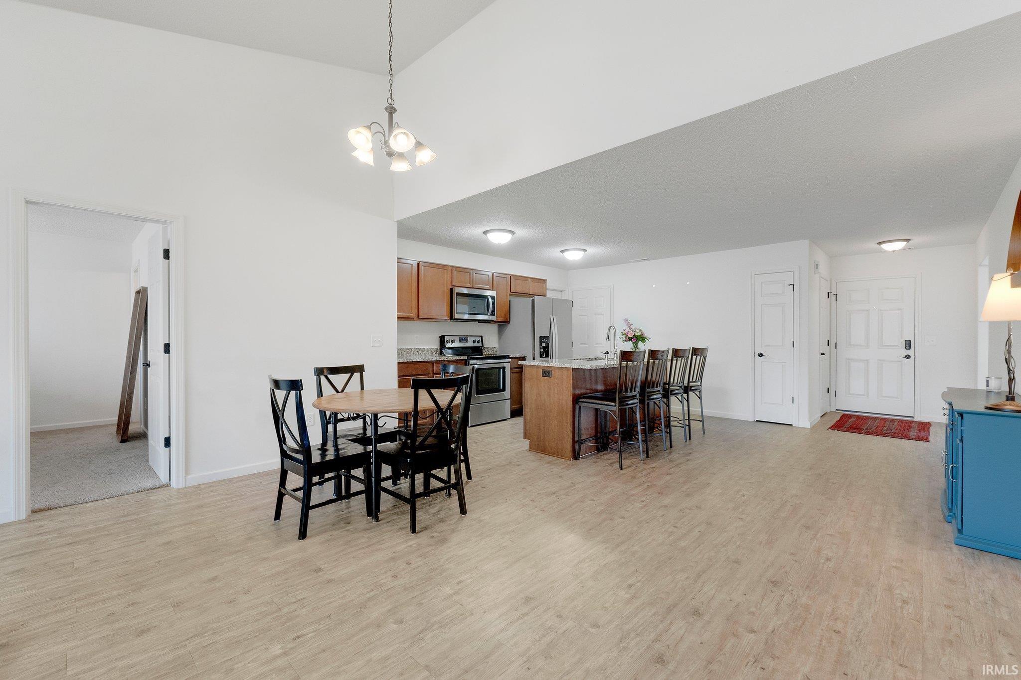2214 Blue Spring Run Fort Wayne, IN 46808 - Photo 12 of 29 Gallery Image 12