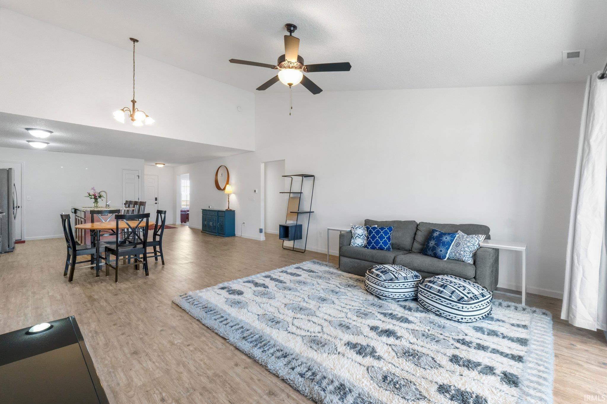 2214 Blue Spring Run Fort Wayne, IN 46808 - Photo 3 of 29 Gallery Image 3