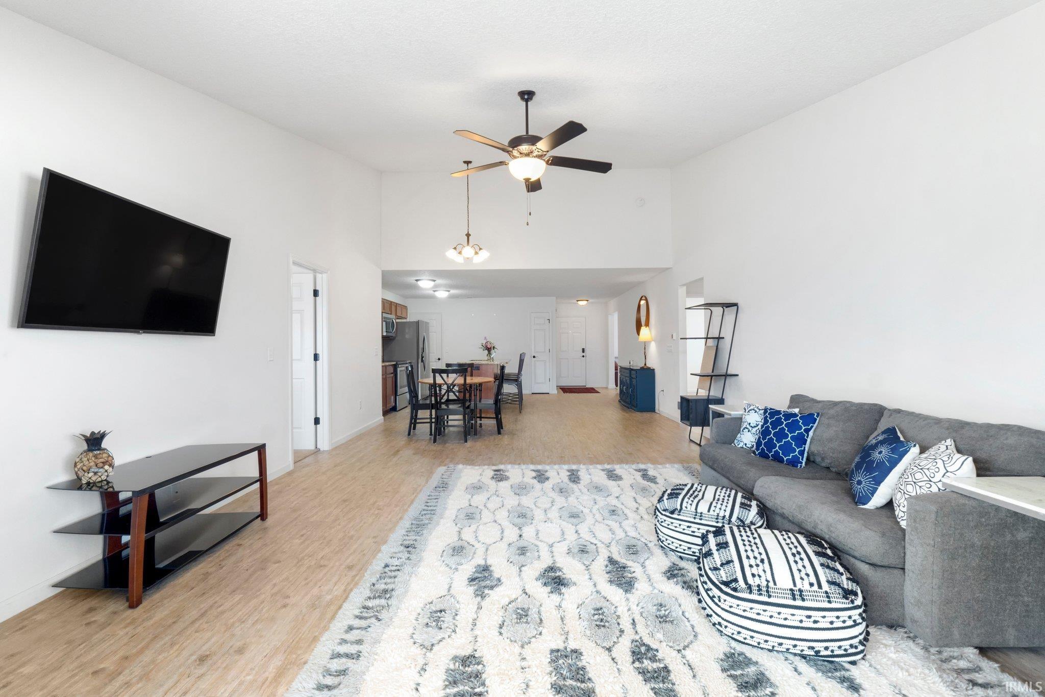 2214 Blue Spring Run Fort Wayne, IN 46808 - Photo 8 of 29 Gallery Image 8