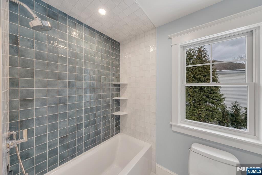 28 North Street Ramsey, NJ 07446 - Photo 38 of 50 a bathroom with a bathtub