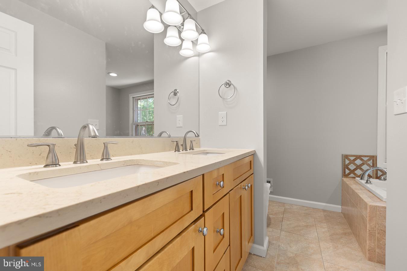 5918 Oak Ridge Court Burke, VA 22015 - Photo 23 of 37
