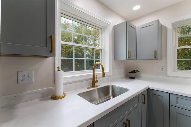 $399,000 | 51 Pearl Street, Grand Isle, VT 05458