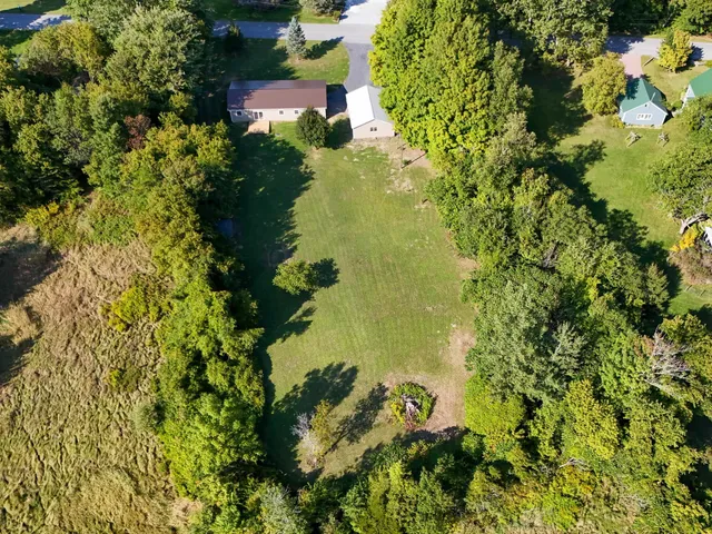 $399,000 | 51 Pearl Street, Grand Isle, VT 05458