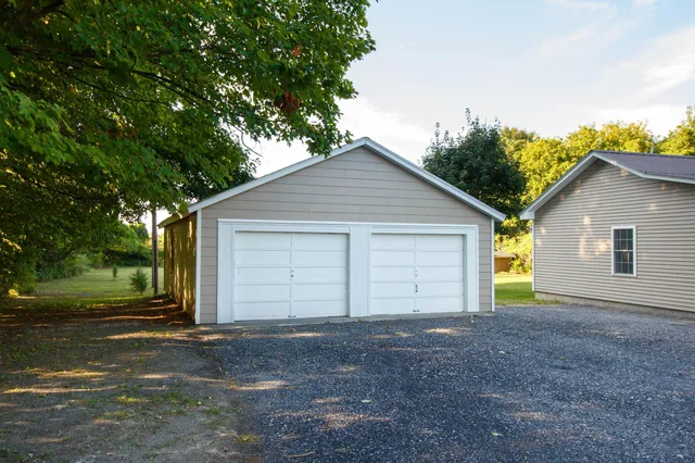 $399,000 | 51 Pearl Street, Grand Isle, VT 05458