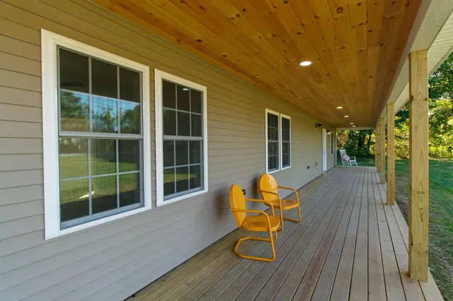 $399,000 | 51 Pearl Street, Grand Isle, VT 05458