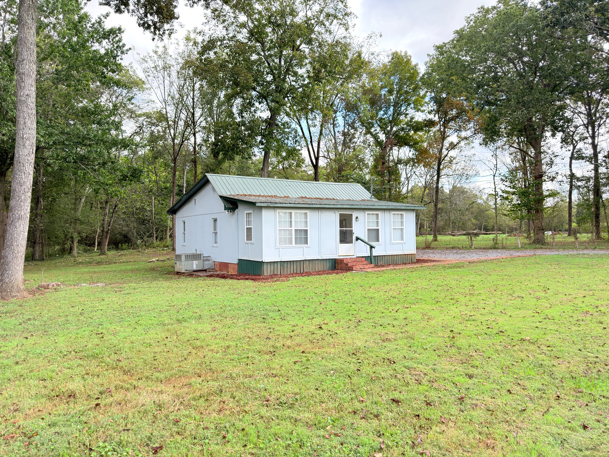240 Green Acres Road Unionville, TN 37180 - Photo 11 of 36