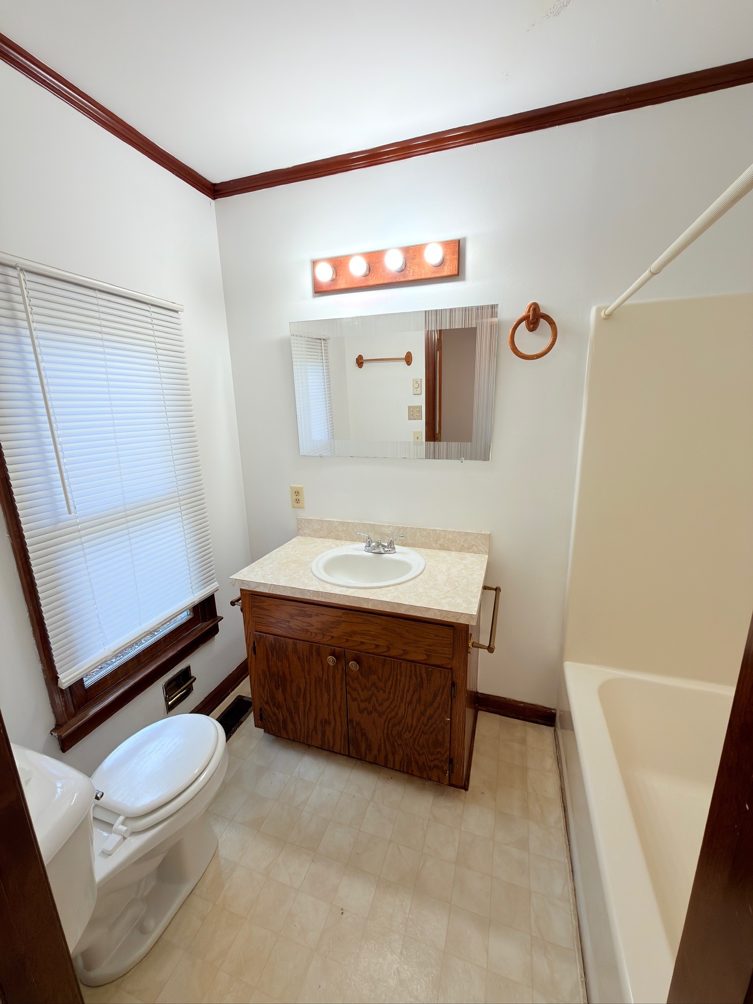 240 Green Acres Road Unionville, TN 37180 - Photo 23 of 36