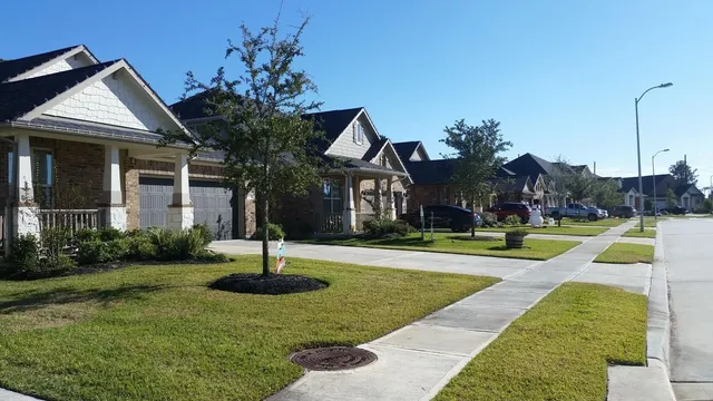 $320,000 | 18534 Hayden Pond Drive, Cypress, TX 77429
